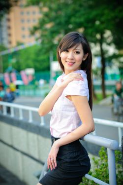 向涟苍士献上纯洁 动漫